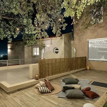 Vilia House On The Hill - Luxury With Heated Pool Near Chania ヴィラ ハニア