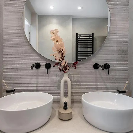 Vilia House On The Hill - Luxury With Heated Pool Near Chania