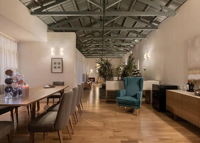 빌라 Vilia House On The Hill - Luxury With Heated Pool Near Chania