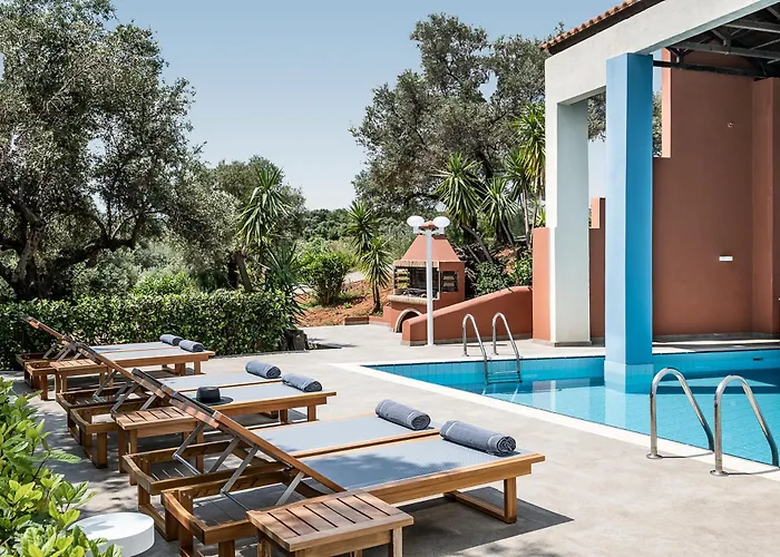 빌라 Vilia House On The Hill - Luxury With Heated Pool Near Chania *