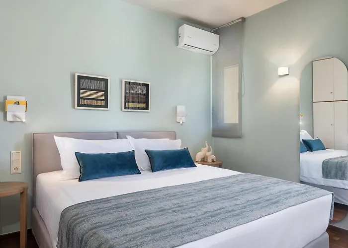 Vilia House On The Hill - Luxury With Heated Pool Near Chania 빌라 하니아