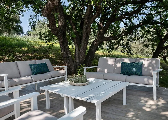 Vilia House On The Hill - Luxury With Heated Pool Near Chania * 하니아