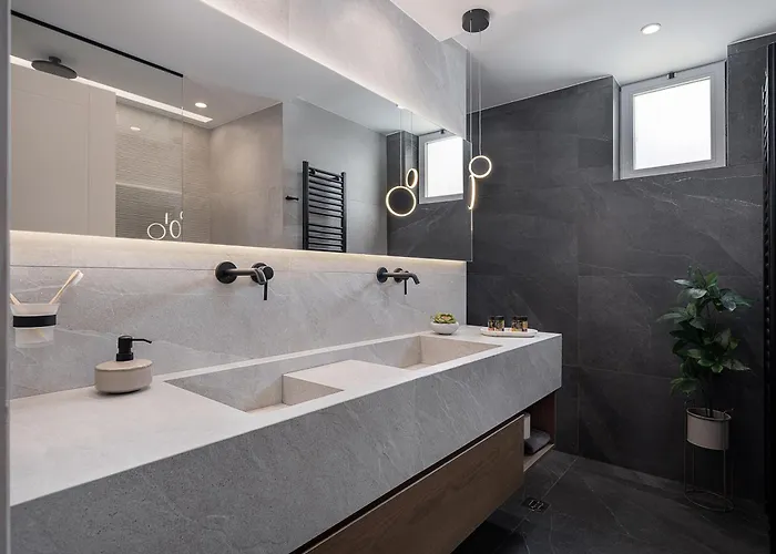 Vilia House On The Hill - Luxury With Heated Pool Near Chania 빌라