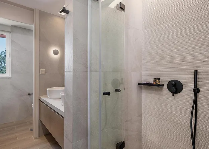 Vilia House On The Hill - Luxury With Heated Pool Near Chania Villa *